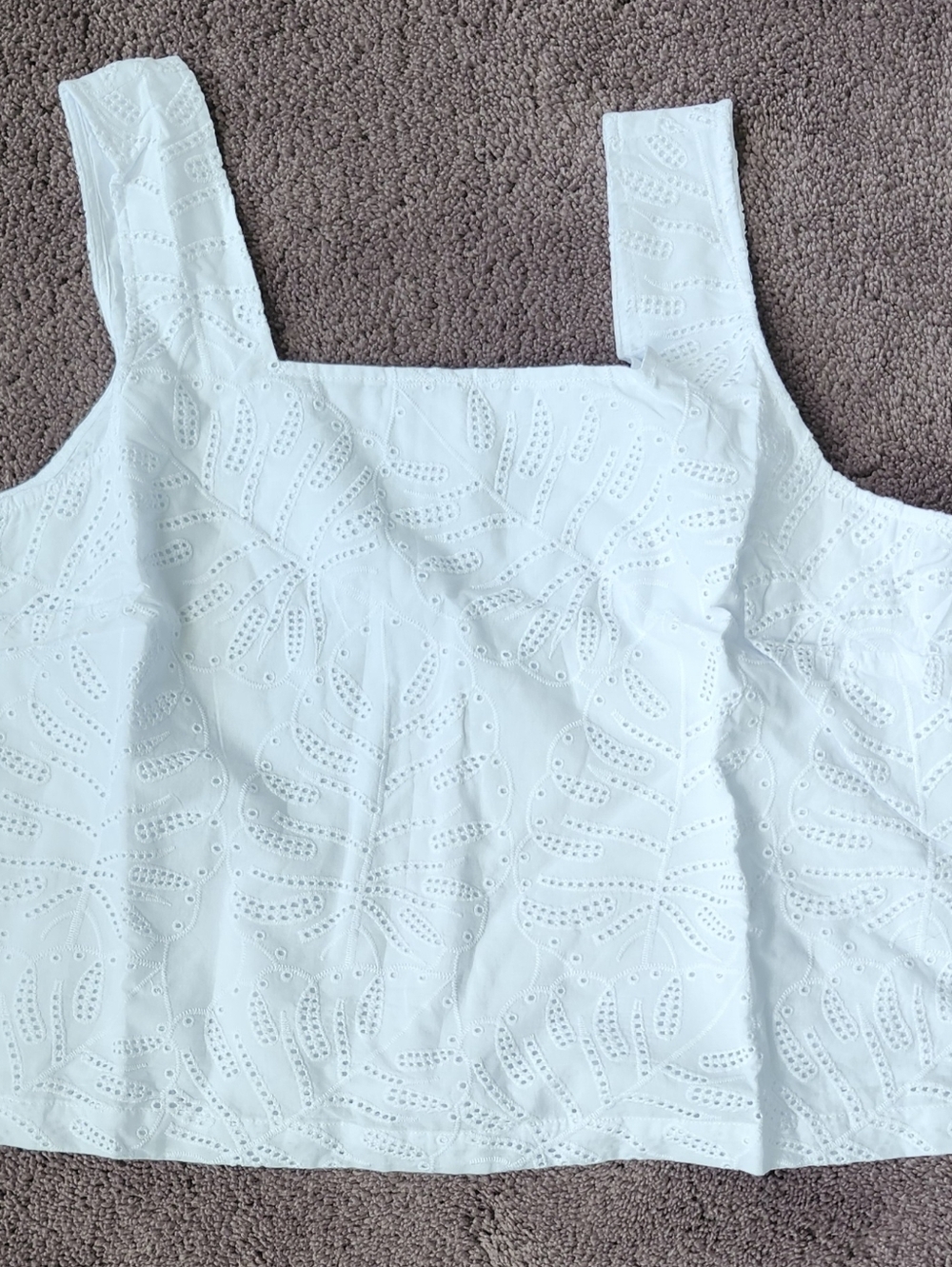 Time and True Ladies White Eyelet Square-Neck Eyelet Tank Top - Size XXL3